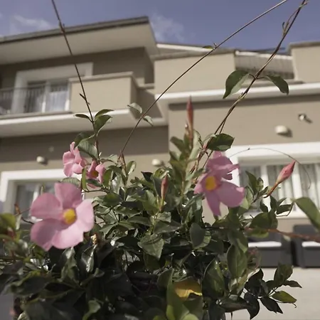 Arco Dei Sogni Bed & Breakfast 4*